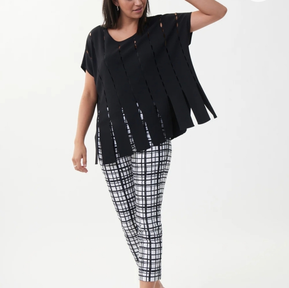 Joseph Ribkoff Knit Top Black Cutout Fringe Short Sleeve BoxyvSize Large